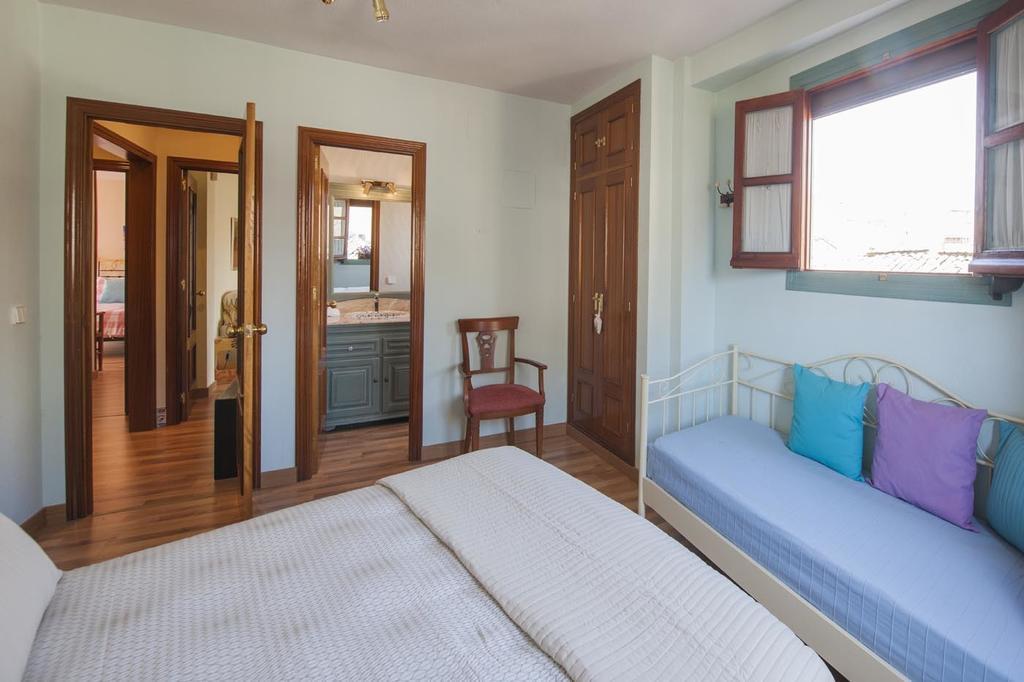 Atico-Terraza Imperial Apartment Toledo Cameră foto